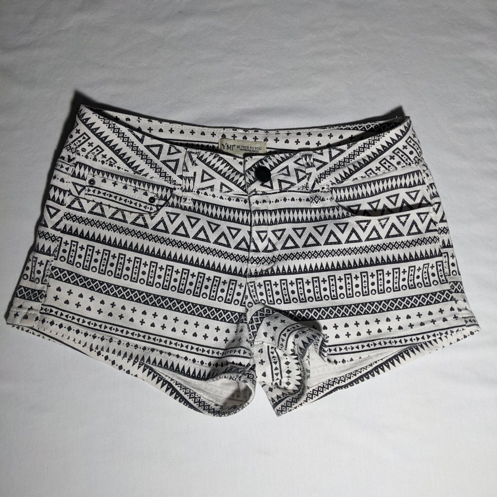 YMI Be True To You 7 Lowrise Bootie Short Black White Aztec Cross Heart Printed - Picture 1 of 11
